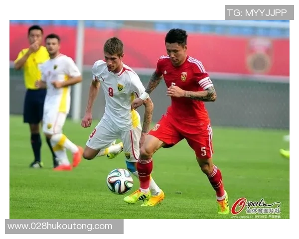 国足与马其顿上半场激战回顾球员表现与战术分析