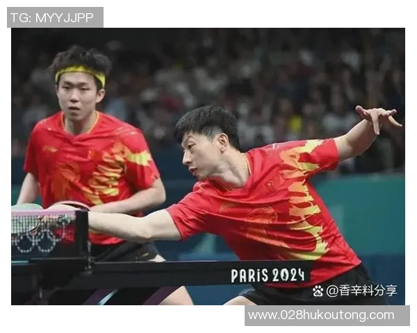 黑龙江队与新疆雪豹激战正酣谁将赢得这场冰雪对决的荣耀