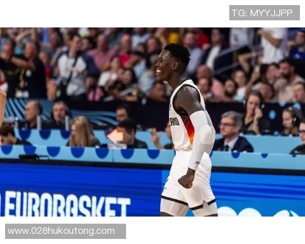 丹尼斯施罗德的篮球之路与未来展望：从新秀到明星的成长历程