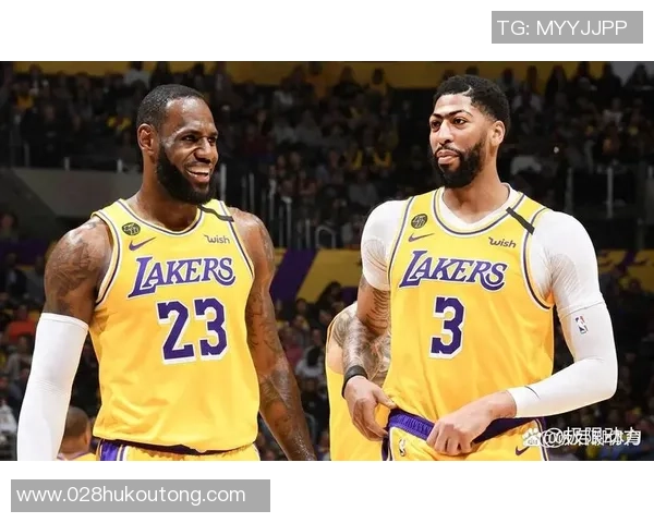 2018年12月11日湖人与热火精彩对决全场录像回放分析与精彩瞬间分享