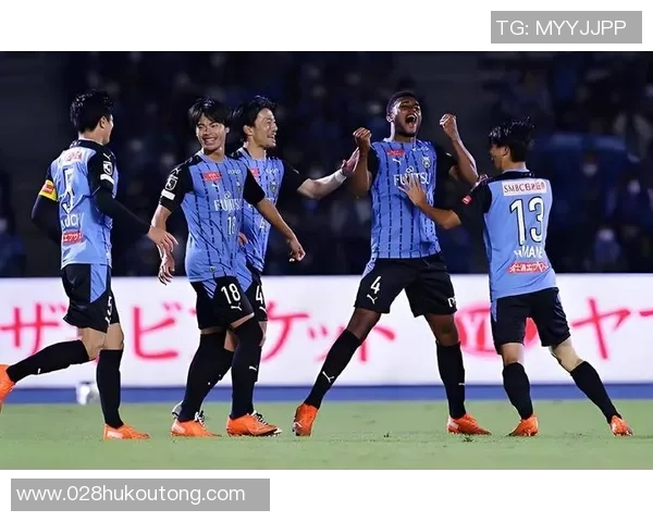东京绿队与横滨FC的激烈对决谁能在这场比赛中笑到最后
