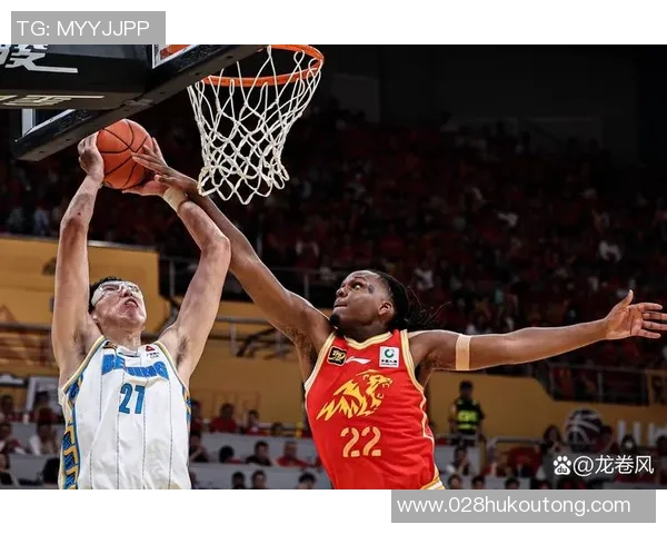 中国男篮与太阳队精彩对决回放全程回顾与分析